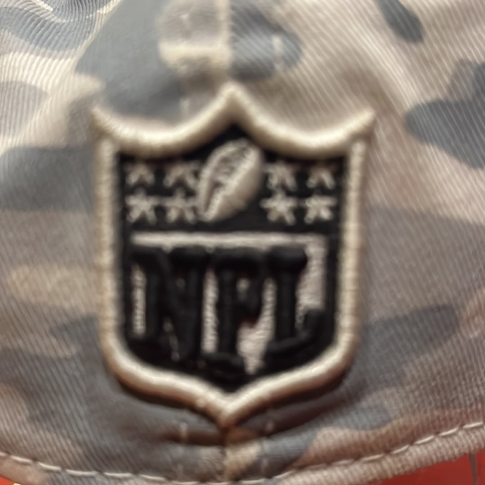 NFL Rams Cap - Picture 4 of 9